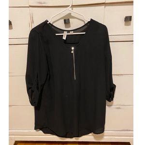 🌟3/$10 | Black Zip Blouse w/Cuffed Sleeves